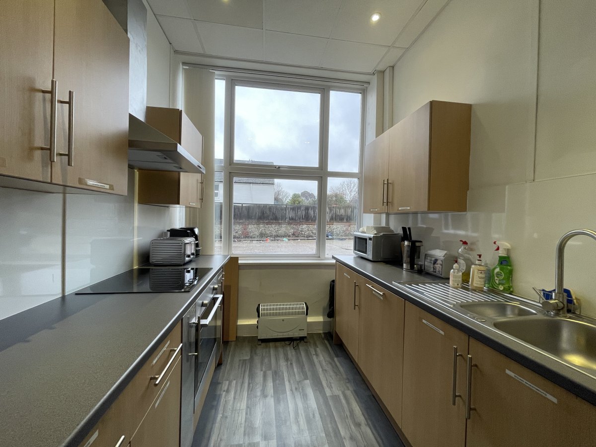 Office in Southwick - photo 4