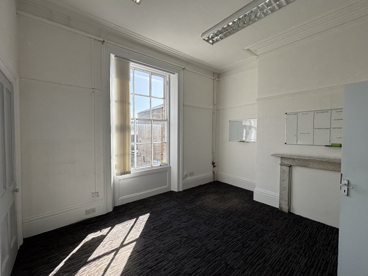 Office in Halifax - photo 4
