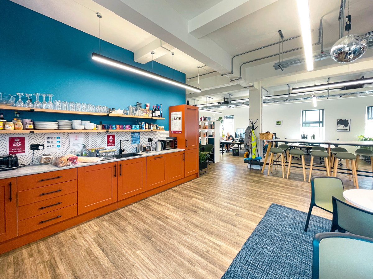 Office in Brighton - photo 4