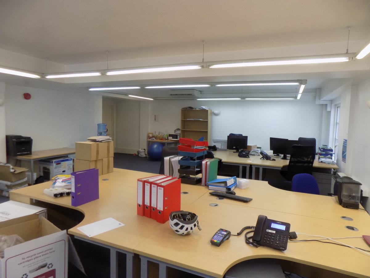 Office in Wandsworth - photo 4