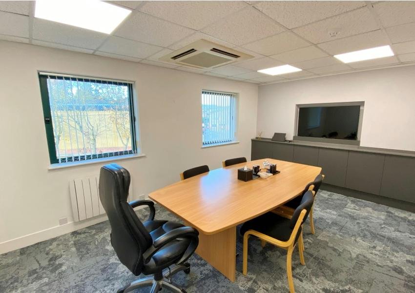 Office in Westerham - photo 4