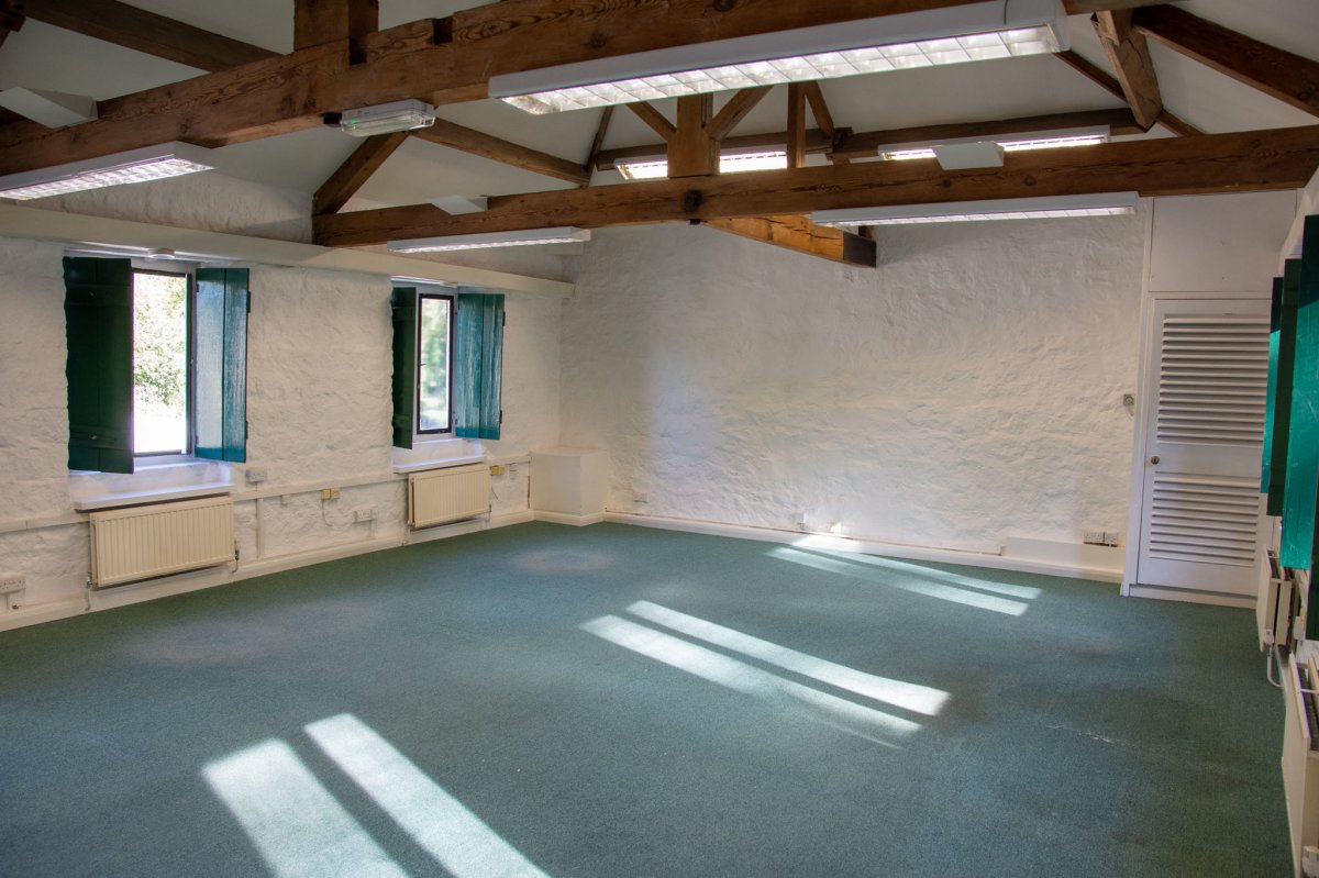 Office in Cromford - photo 3