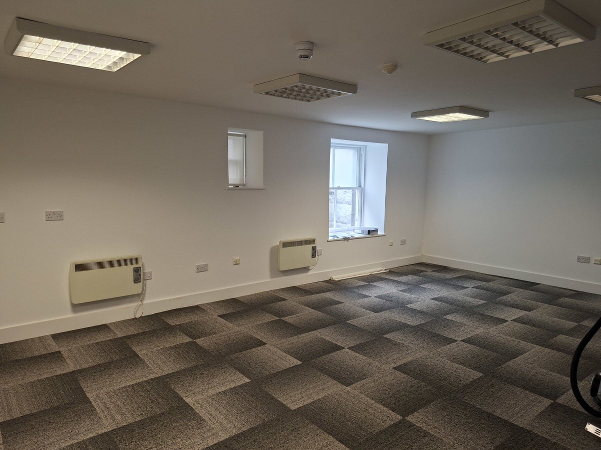 Office in Aberdeen - photo 3