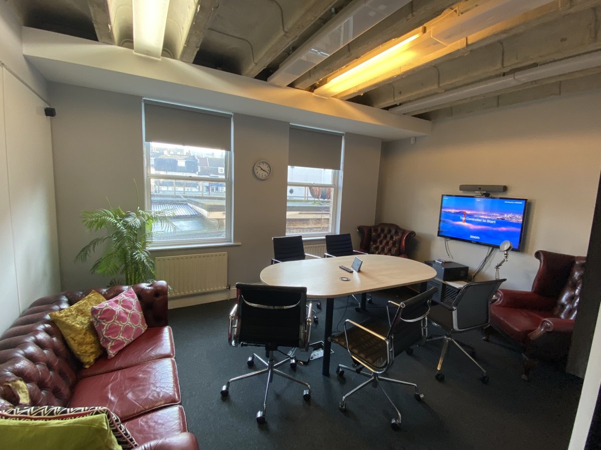 Office in Marine Parade - photo 3