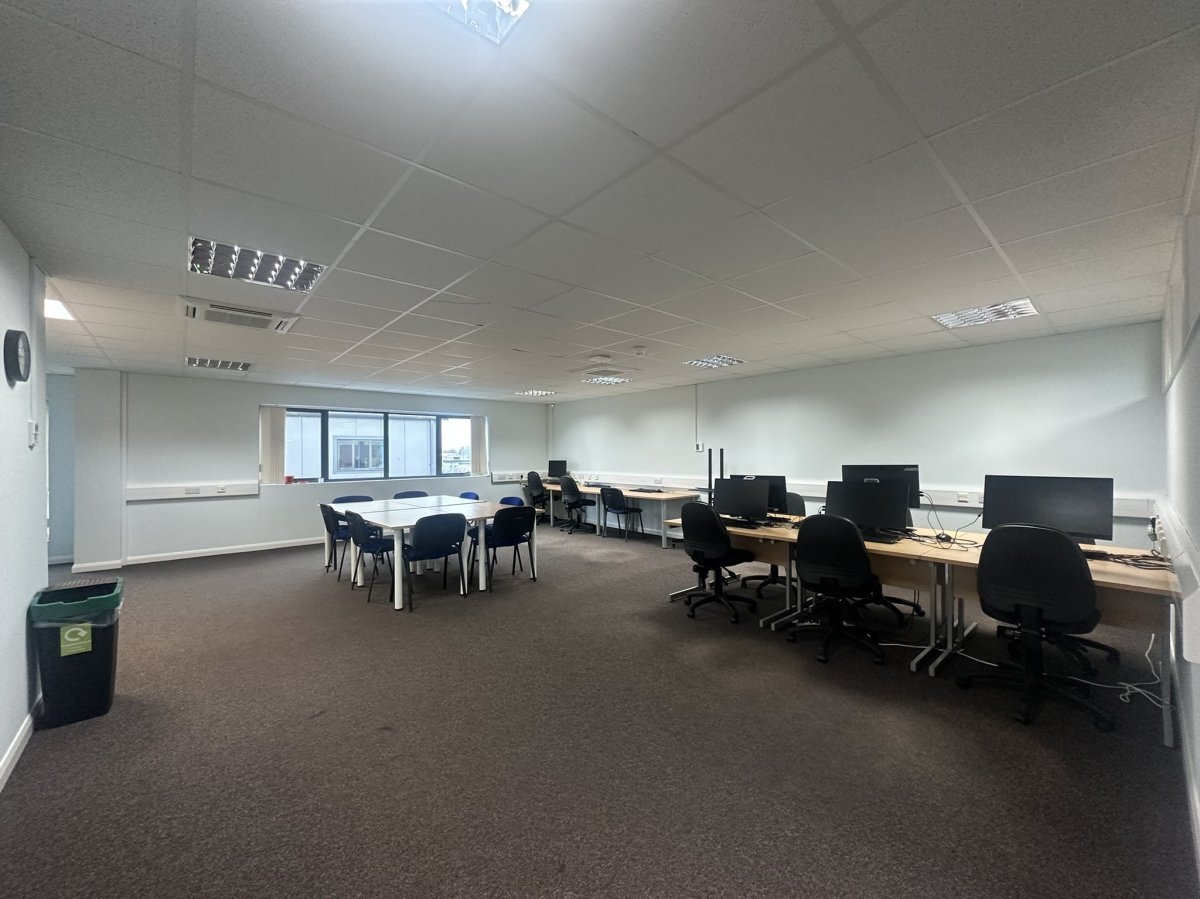 Office in Polegate - photo 3