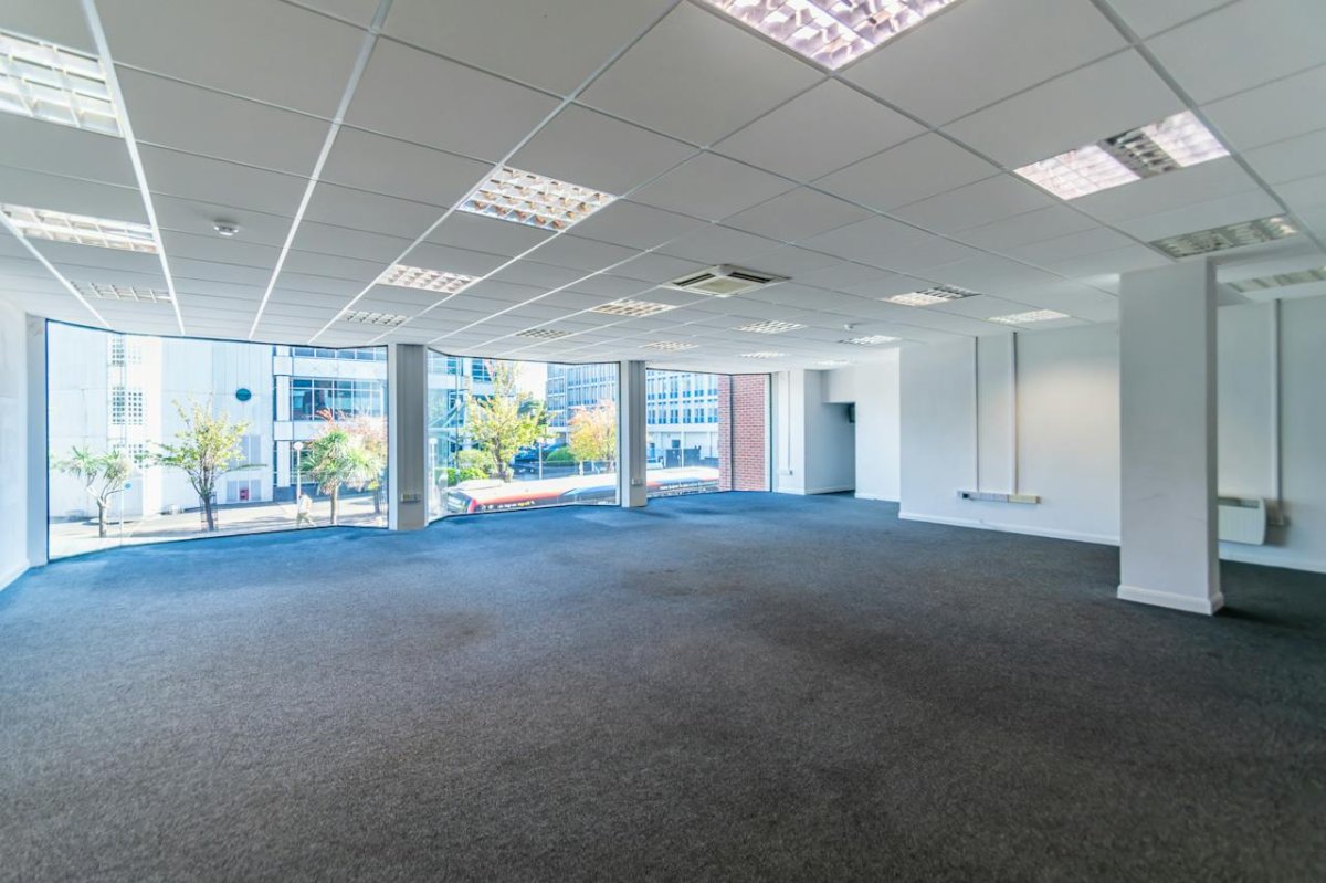 Office in Bournemouth - photo 2