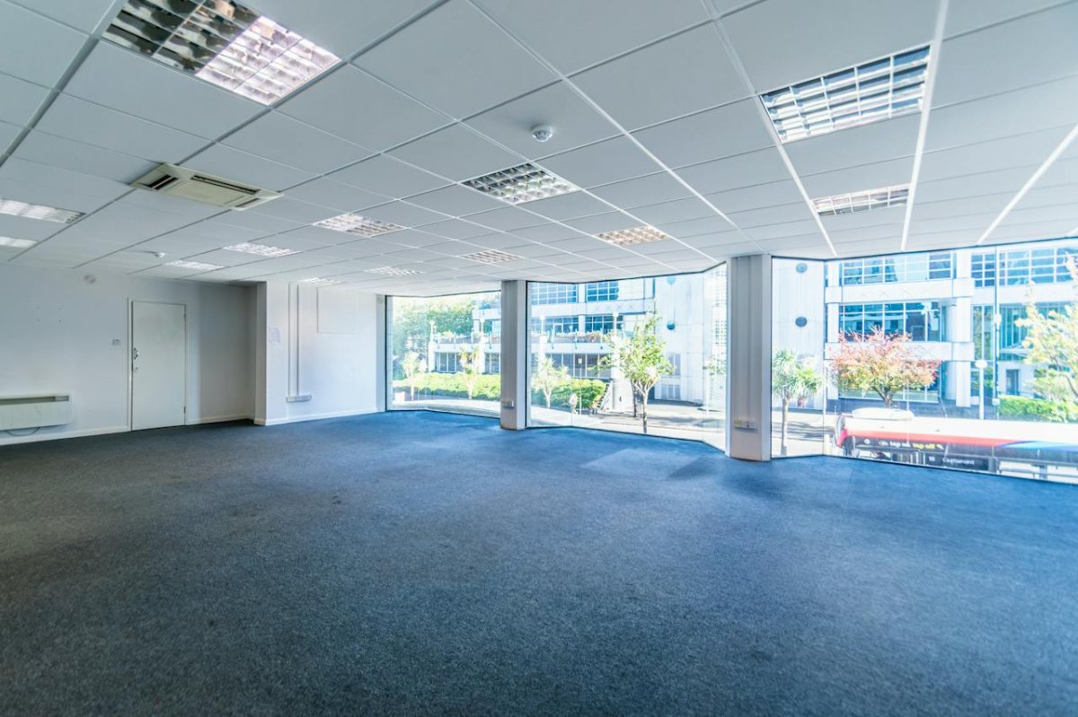 Office in Bournemouth - photo 3
