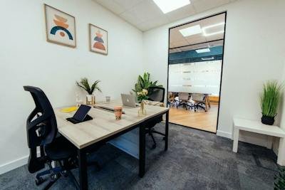 Office in Peterborough - photo 3