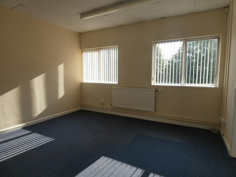 Office in Telford - photo 3