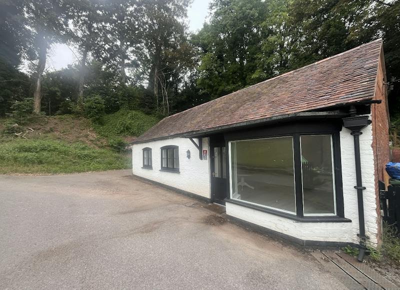 Office in Weston-Under-Lizard