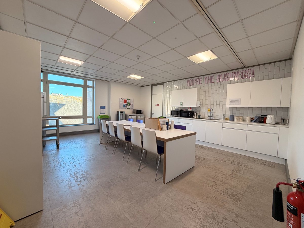 Office in Brighton - photo 2