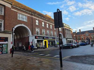 Other in Hull - photo 2