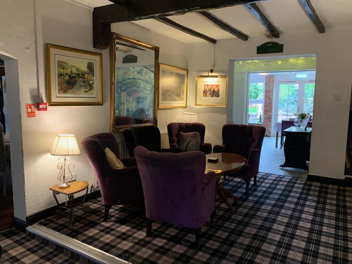 Restaurants / Cafes in Bottesford - photo 2