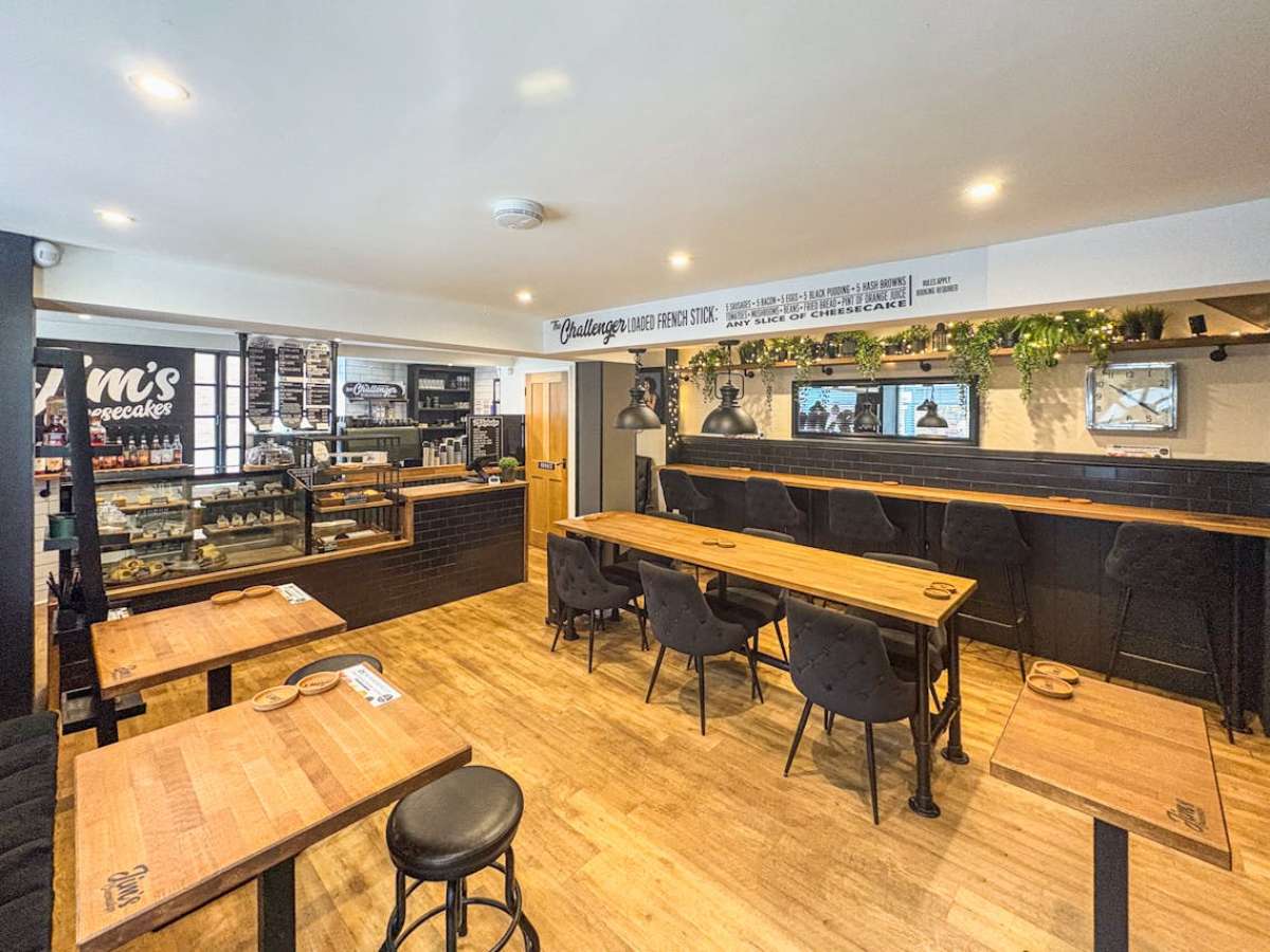 Retail/Shop in Wimborne - photo 2