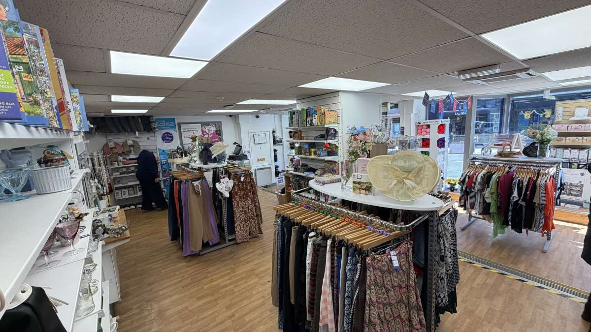 Retail/Shop in Kenilworth - photo 3