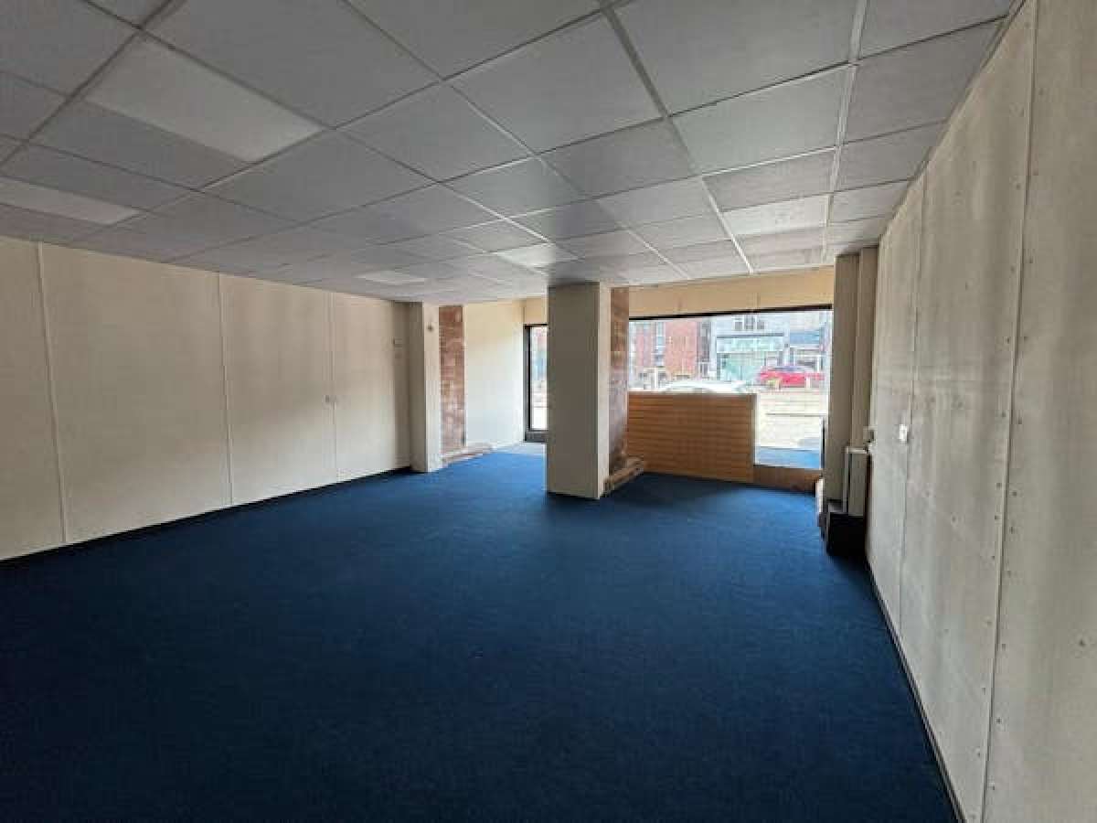 Retail/Shop in Wirral - photo 3