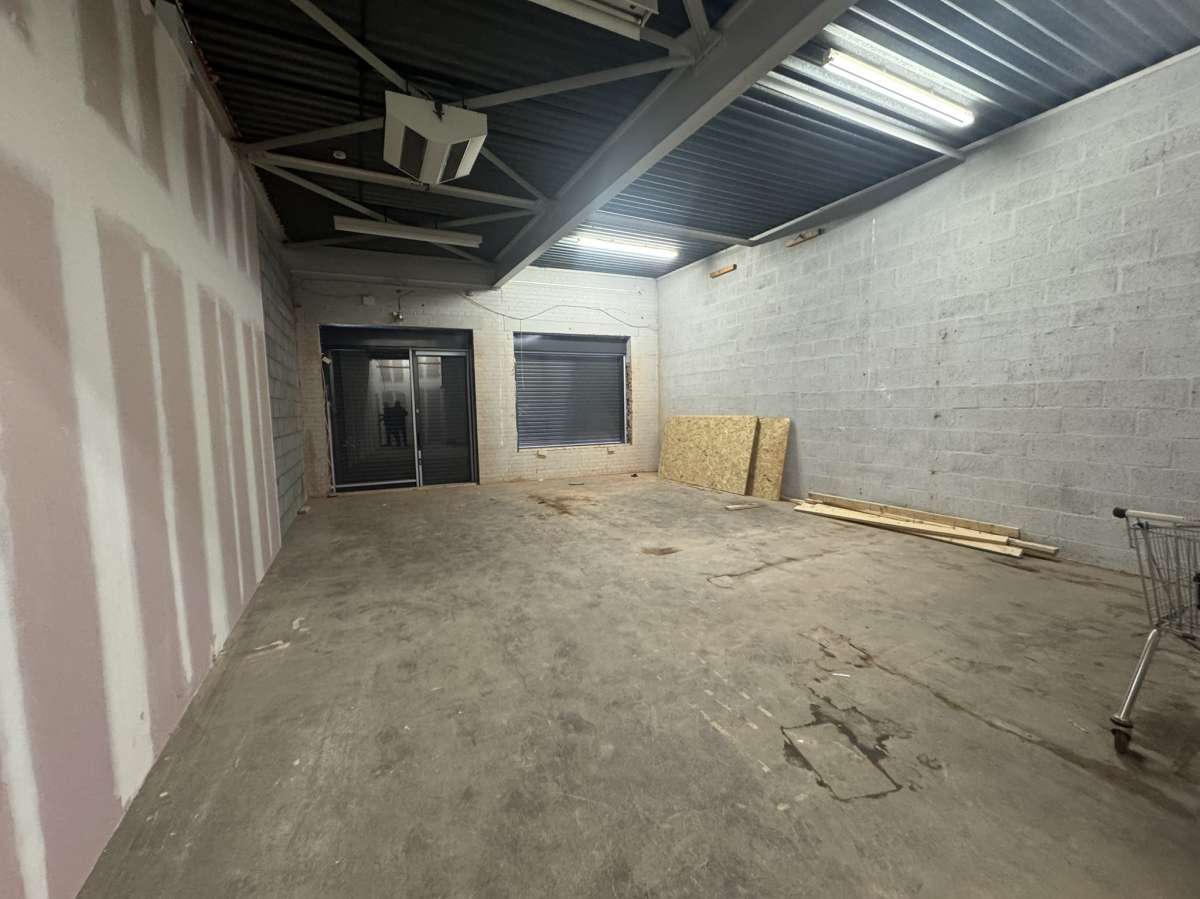 Retail/Shop in Stanground - photo 2