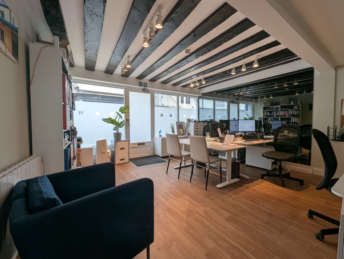 Retail/Shop in Ashford - photo 3