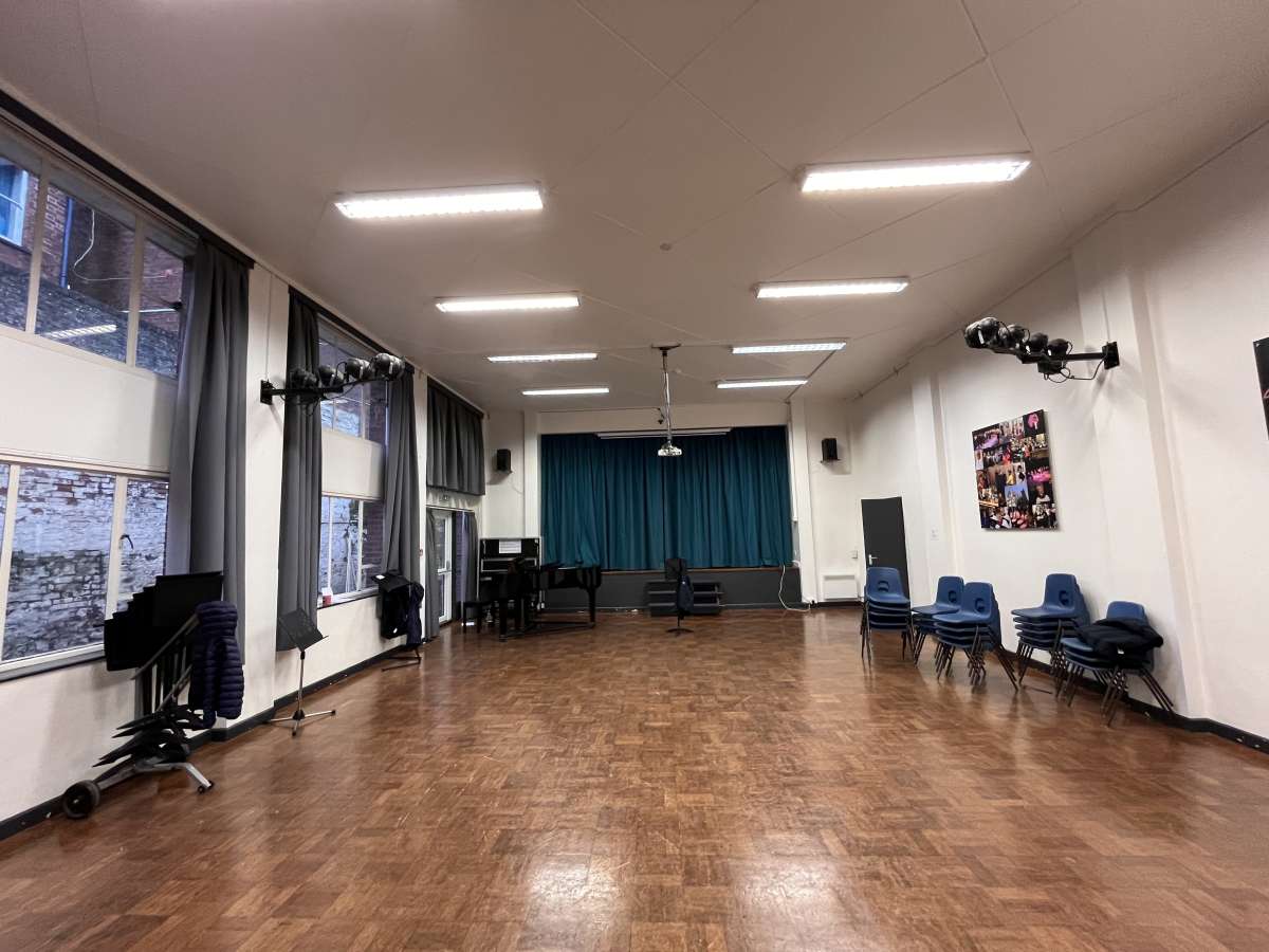 Retail/Shop in Exeter - photo 3