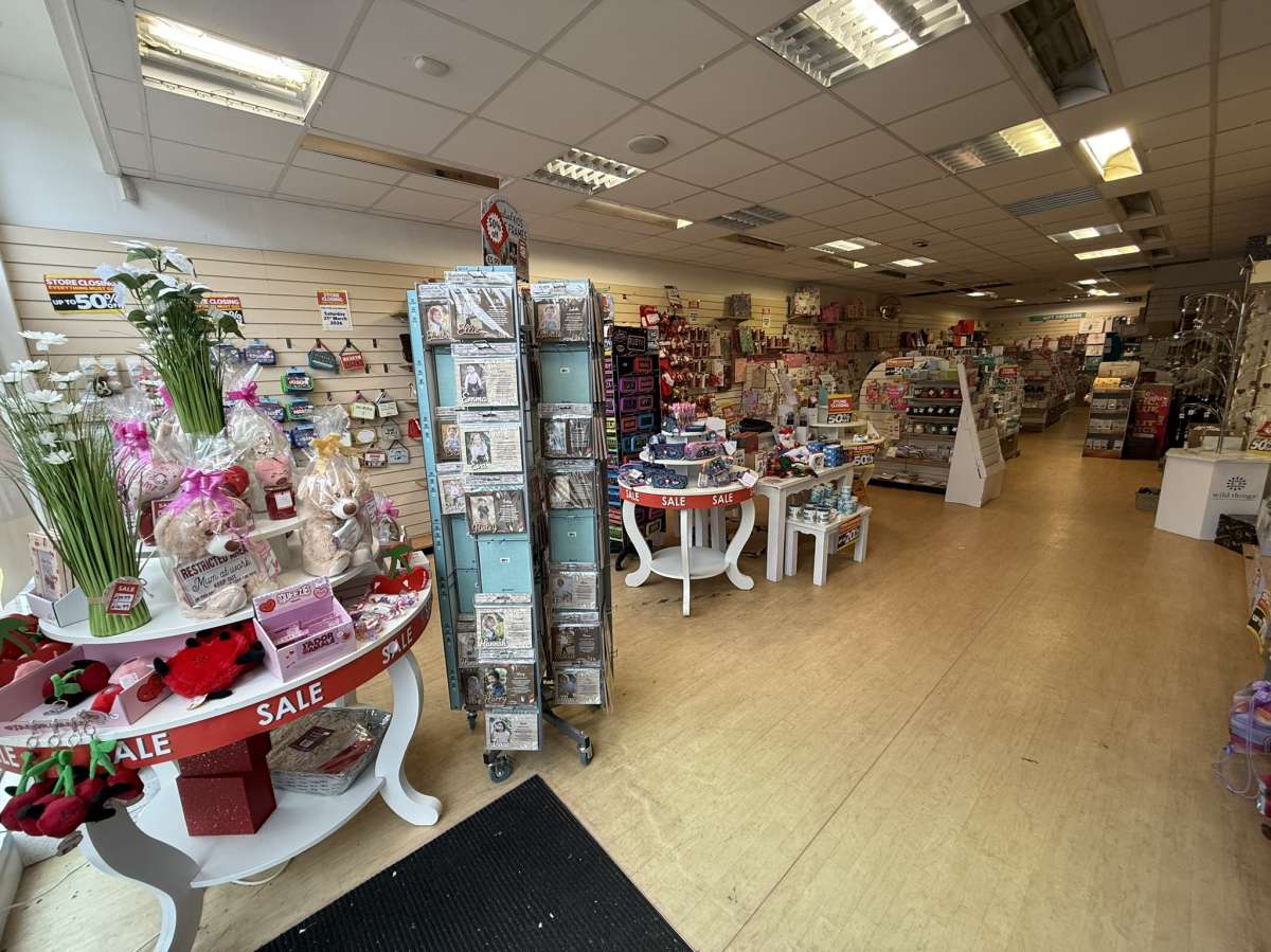 Retail/Shop in Hinckley - photo 3