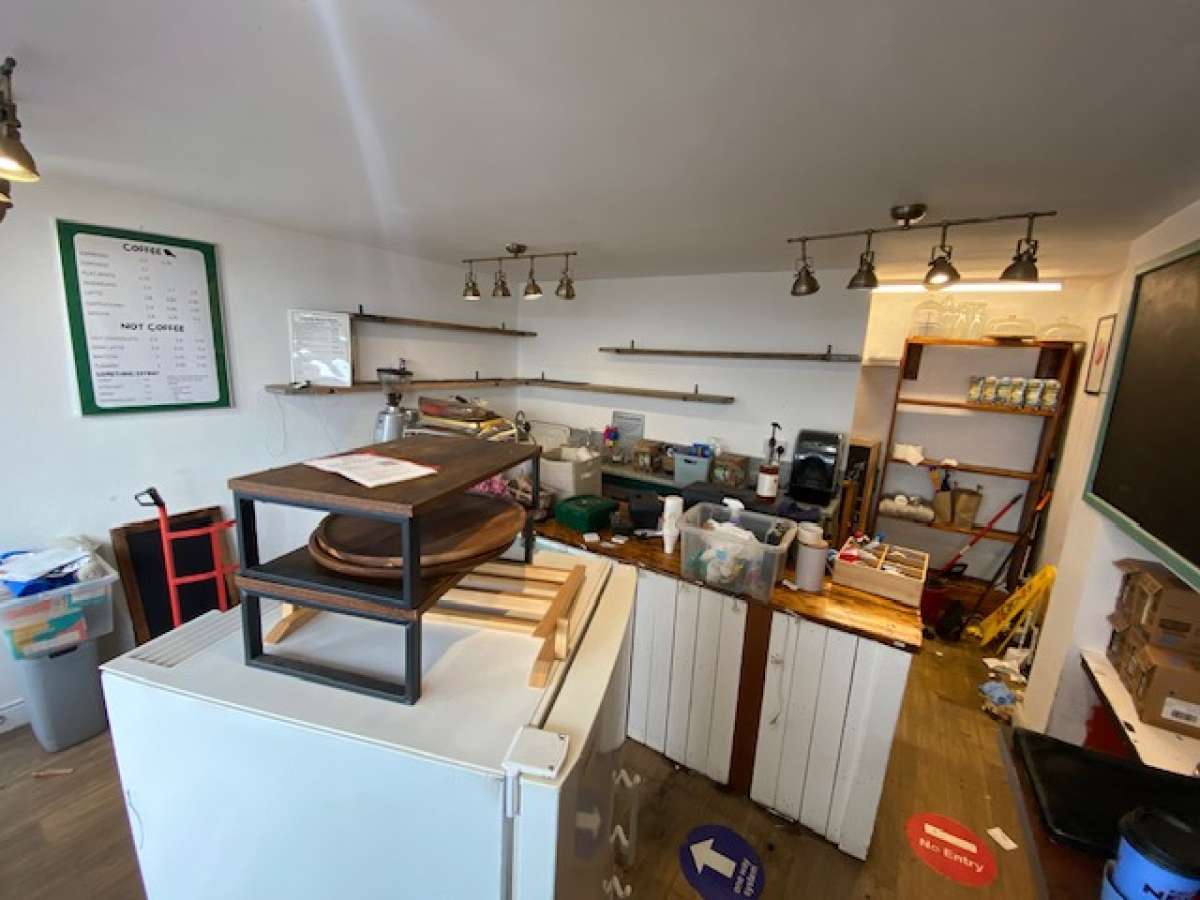 Retail/Shop in St. Ives - photo 3