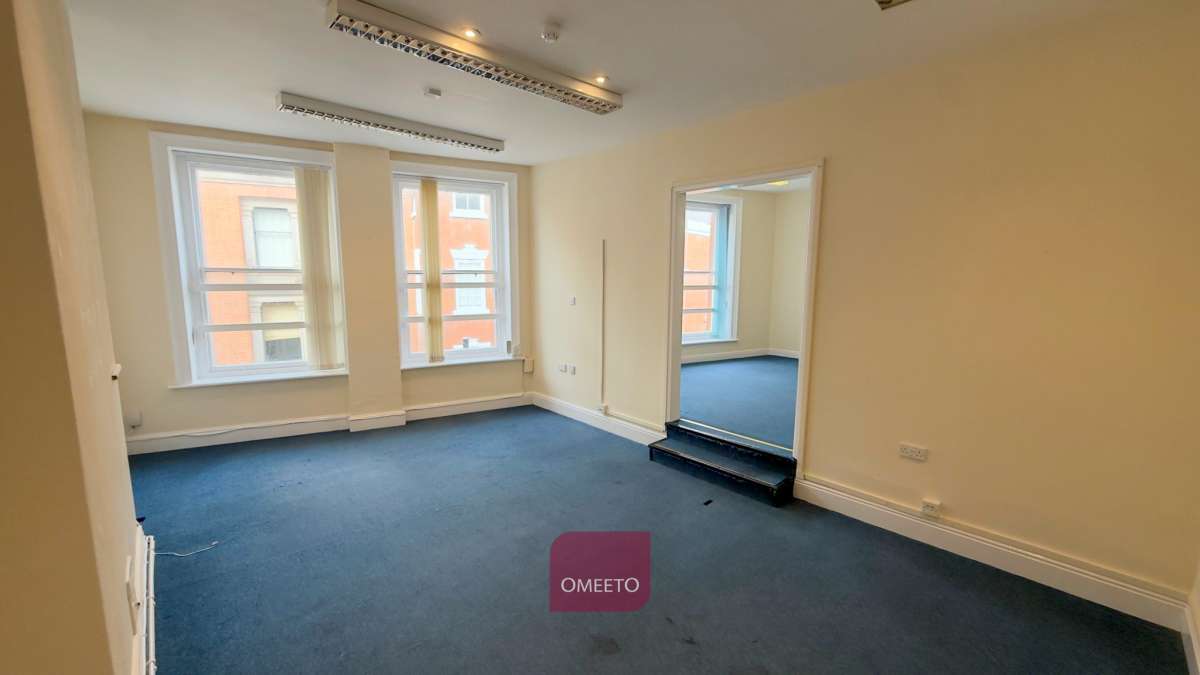 Retail/Shop in Derby - photo 4