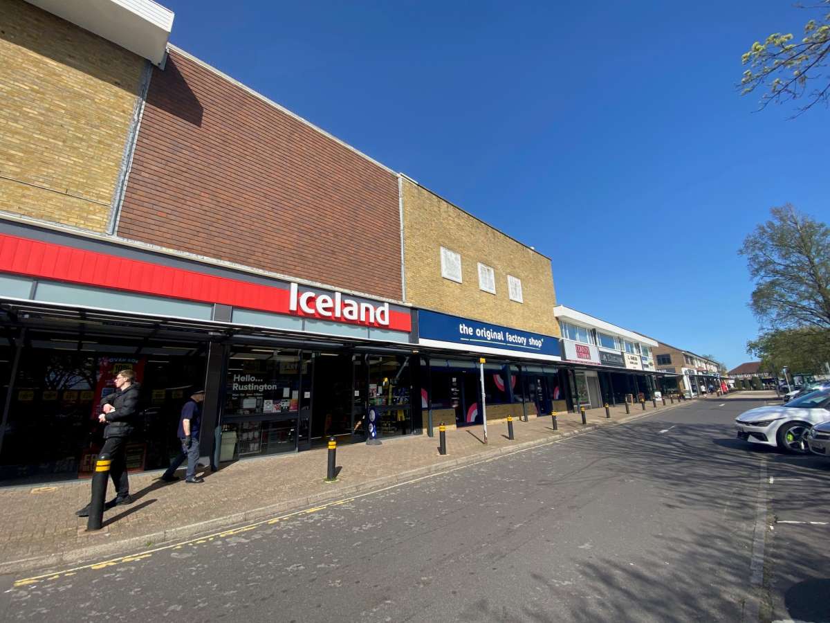 Retail/Shop in Littlehampton - photo 4