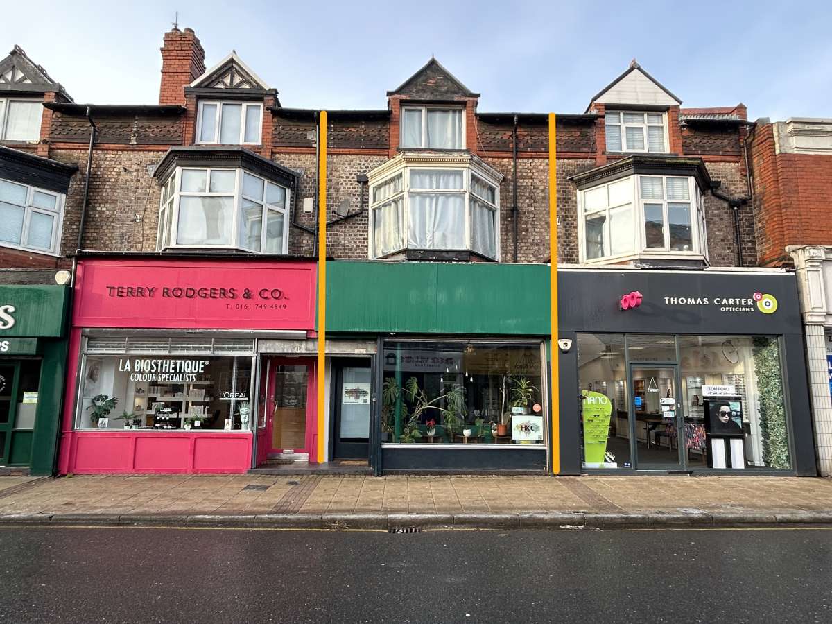 Retail/Shop in Urmston - photo 2