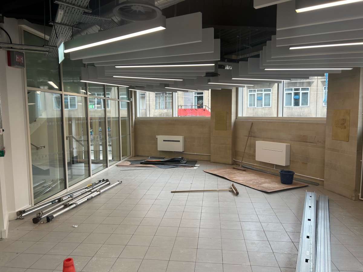 Retail/Shop in Mansfield - photo 2