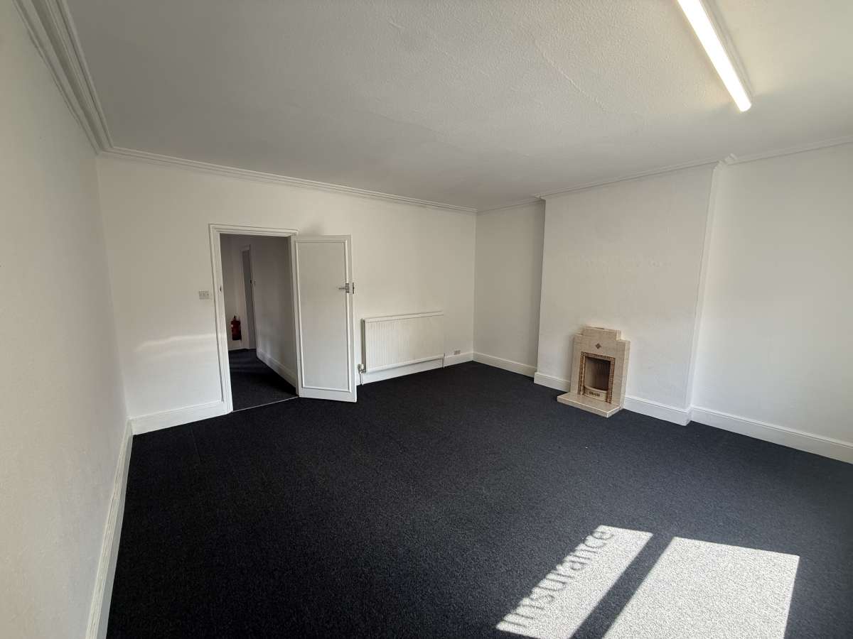 Retail/Shop in Belper - photo 3