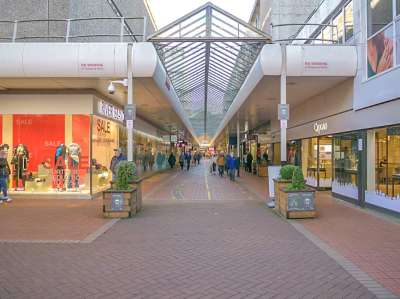 Retail in Cwmbran