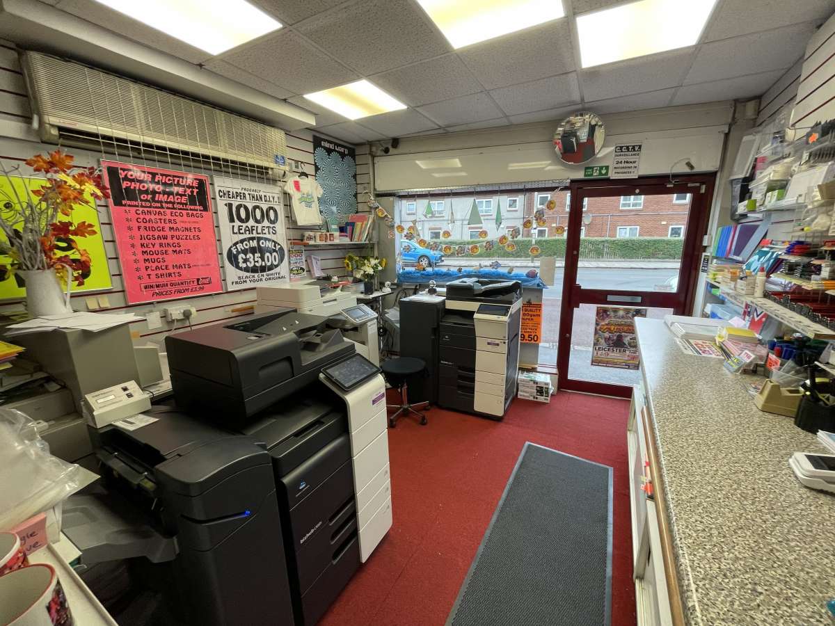 Retail/Shop in Leicester - photo 2