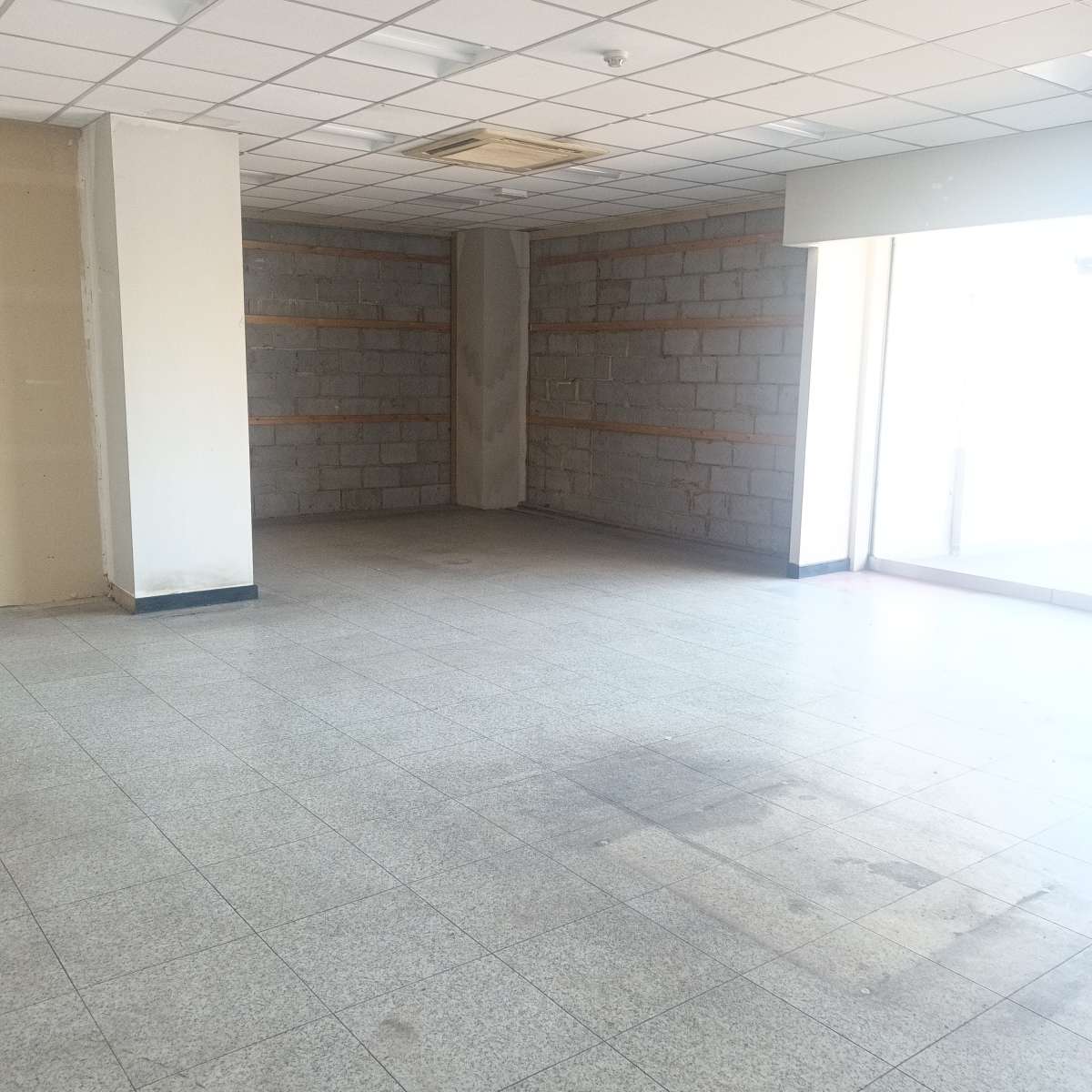 Retail in Upminster