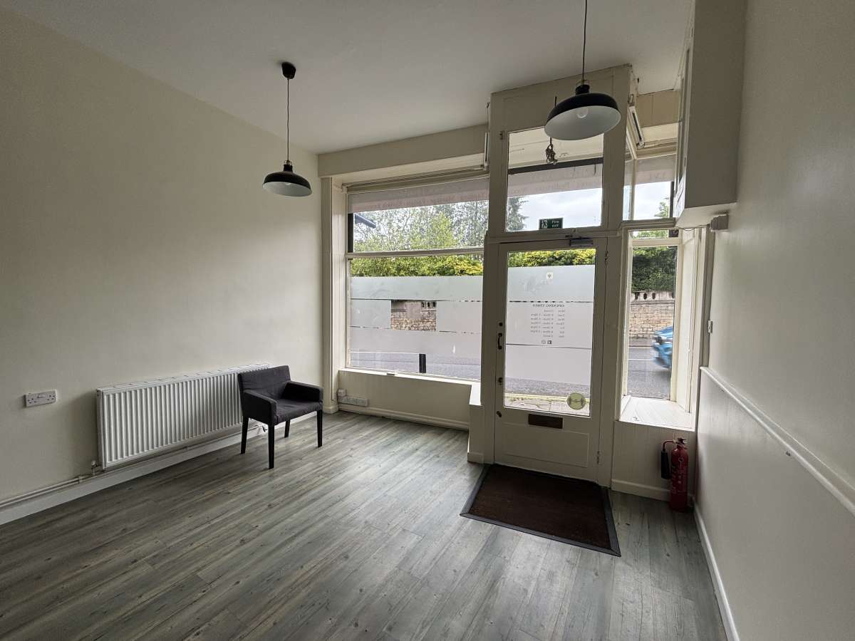 Retail/Shop in Bath - photo 3