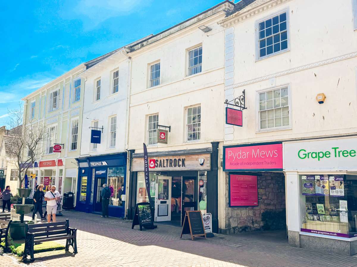 Retail/Shop in Truro - photo 2