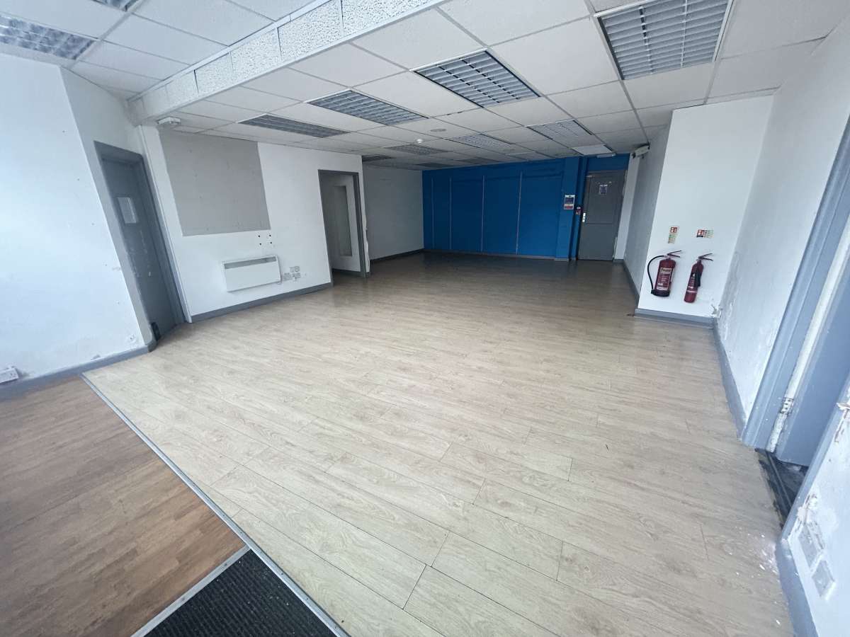 Retail in Clevedon