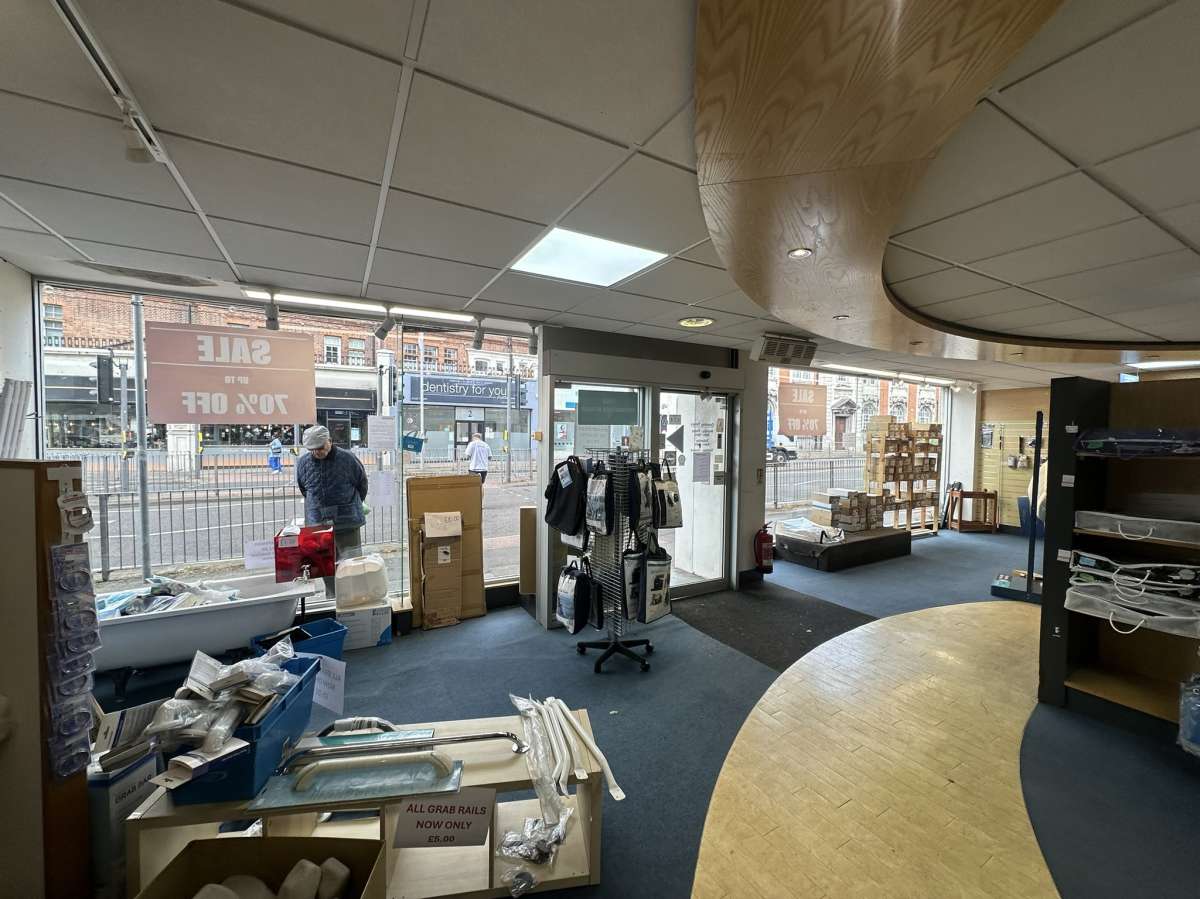 Retail/Shop in Eastbourne - photo 2