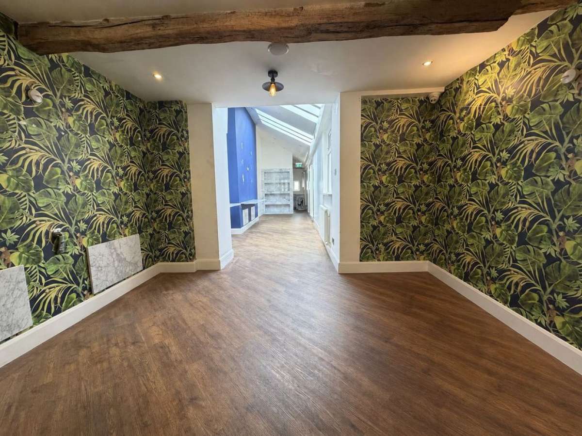 Retail/Shop in Congleton - photo 3