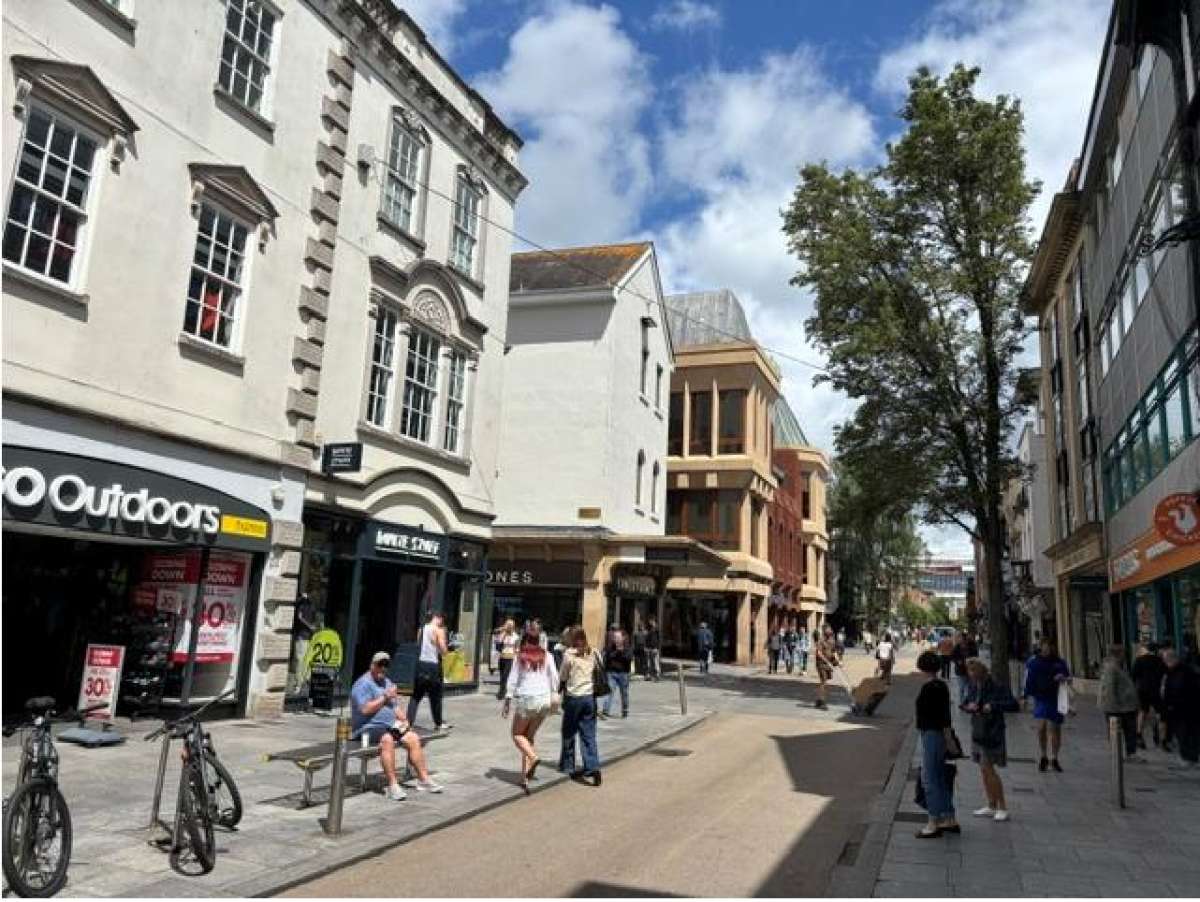 Retail/Shop in Exeter - photo 3