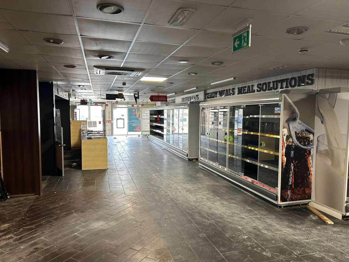 Retail/Shop in Brackley - photo 2