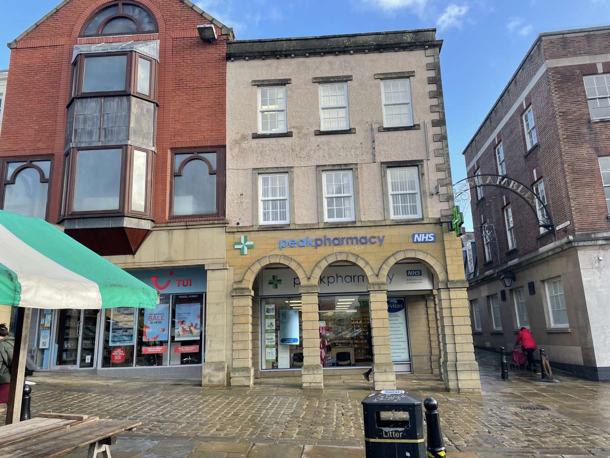 Retail/Shop in Chesterfield - photo 2