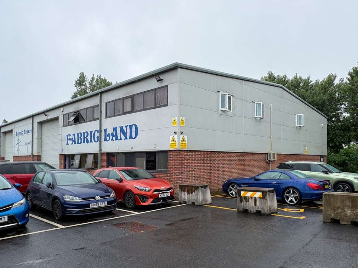 Retail in Ringwood