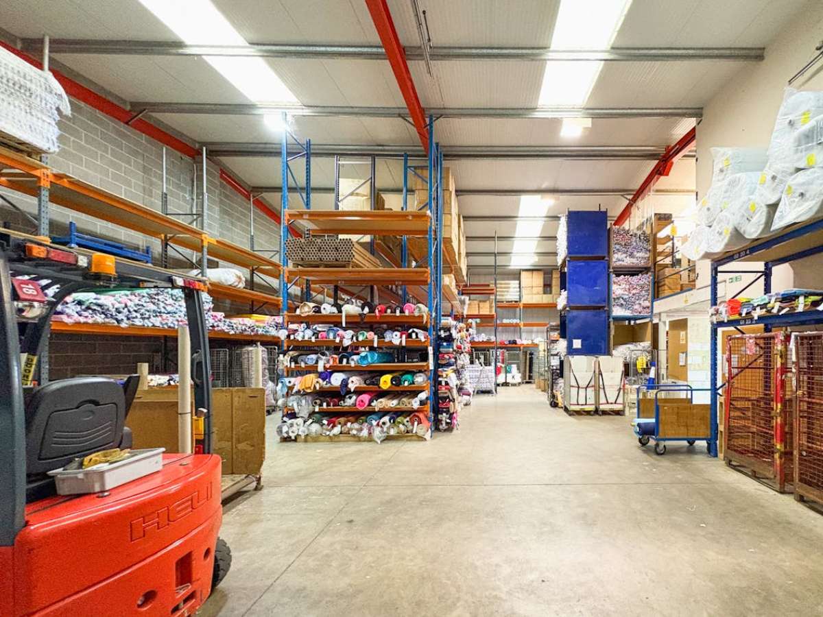 Retail/Shop in Ringwood - photo 3