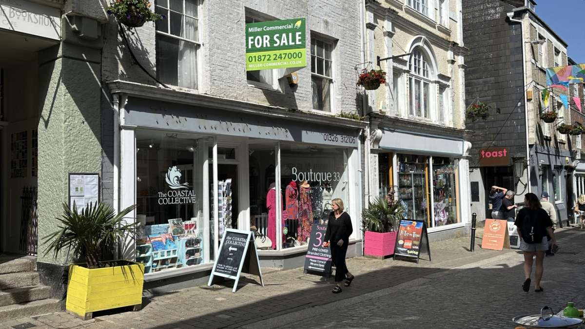Retail/Shop in Falmouth - photo 3