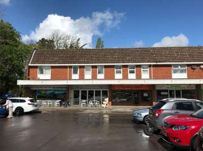 Retail/Shop in Swindon - photo 3