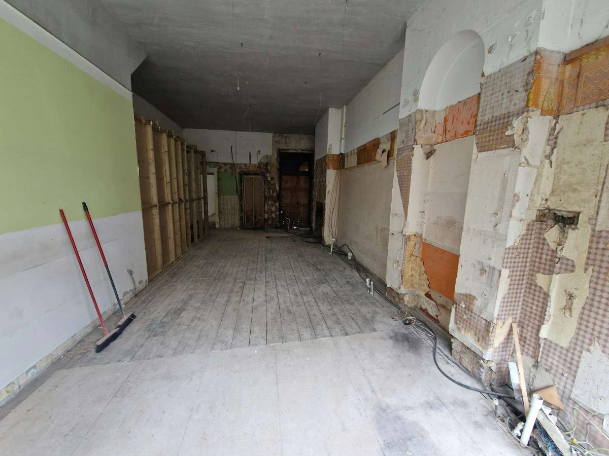 Retail/Shop in Southsea - photo 2