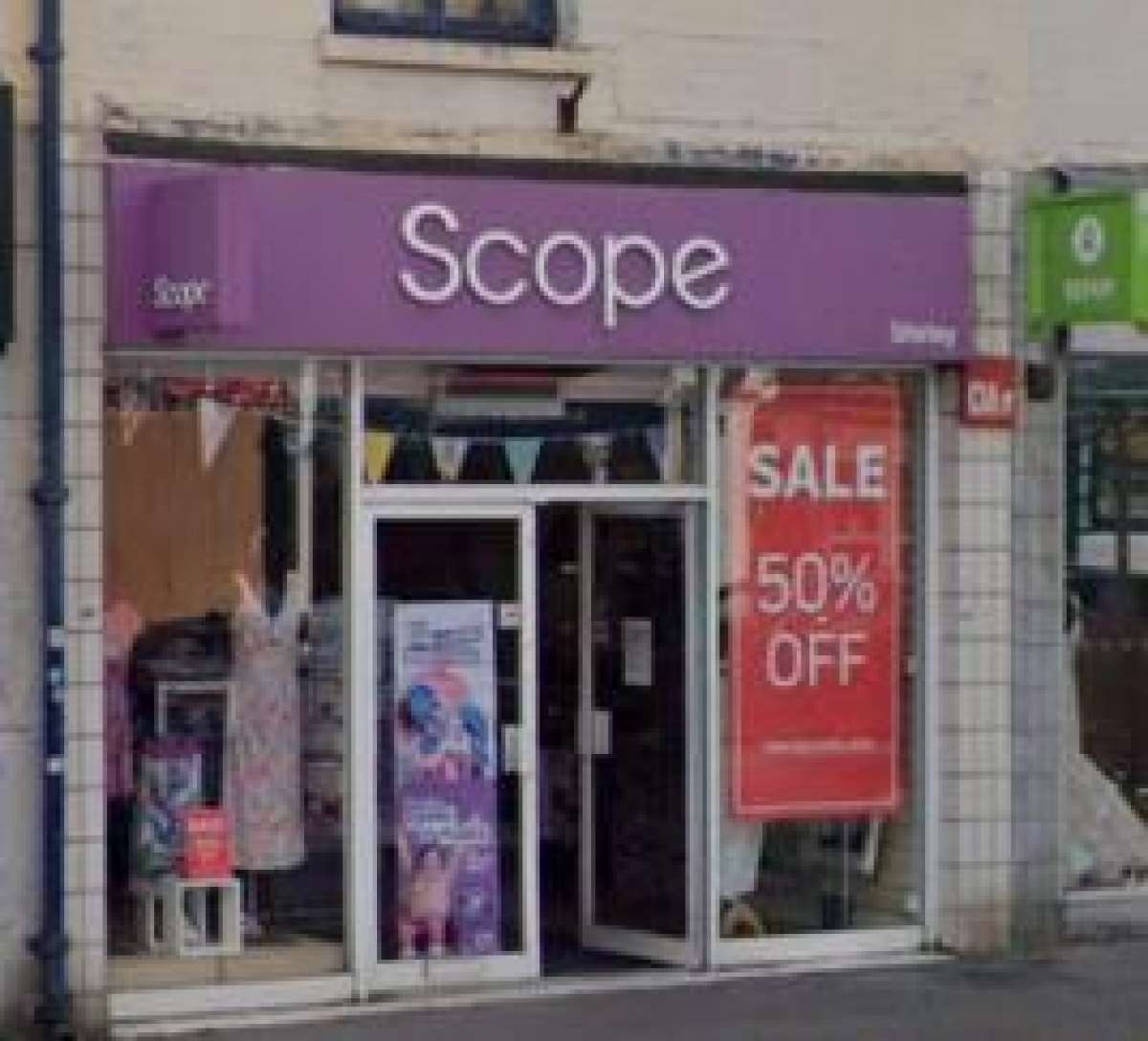 Retail/Shop in Southampton - photo 2