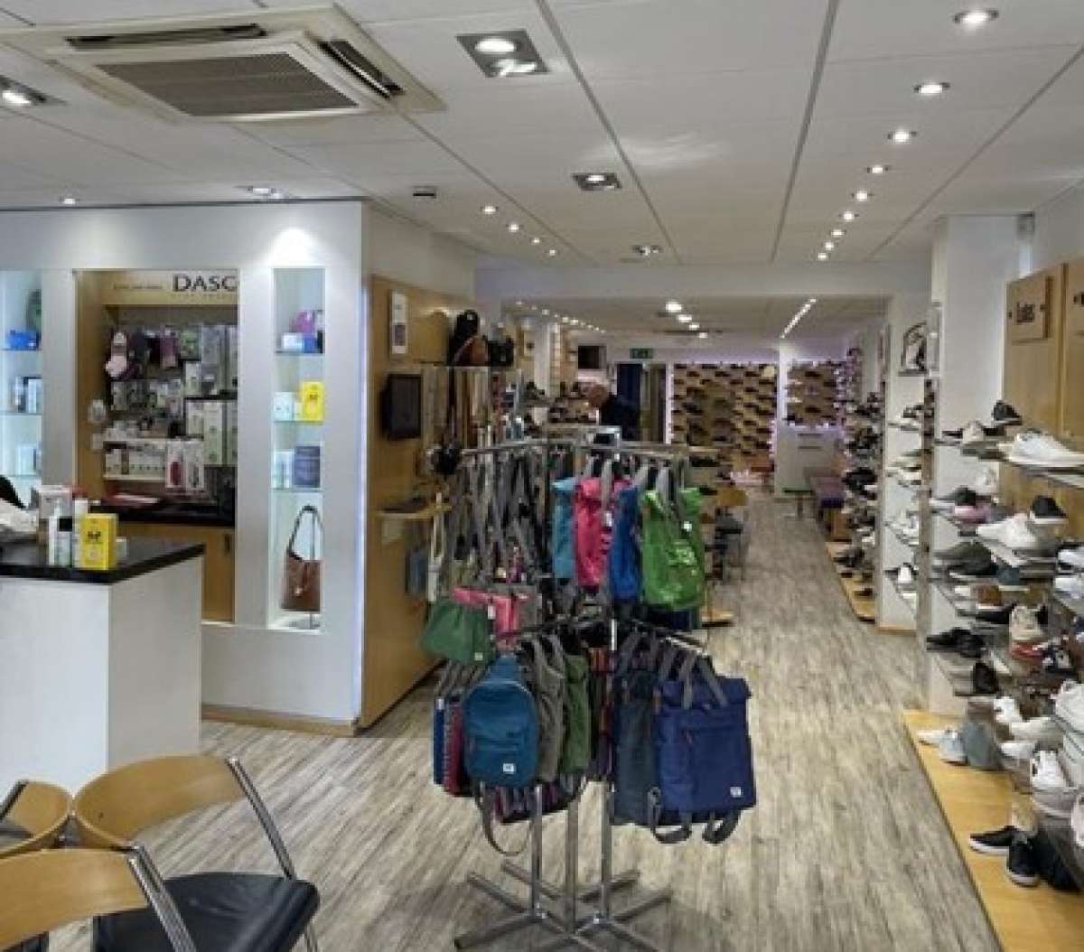 Retail/Shop in Oxford - photo 4