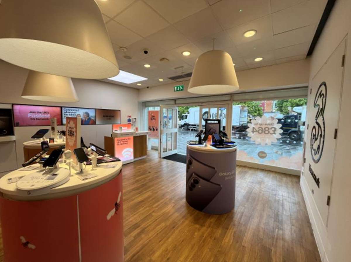 Retail/Shop in Weston-Super-Mare - photo 4