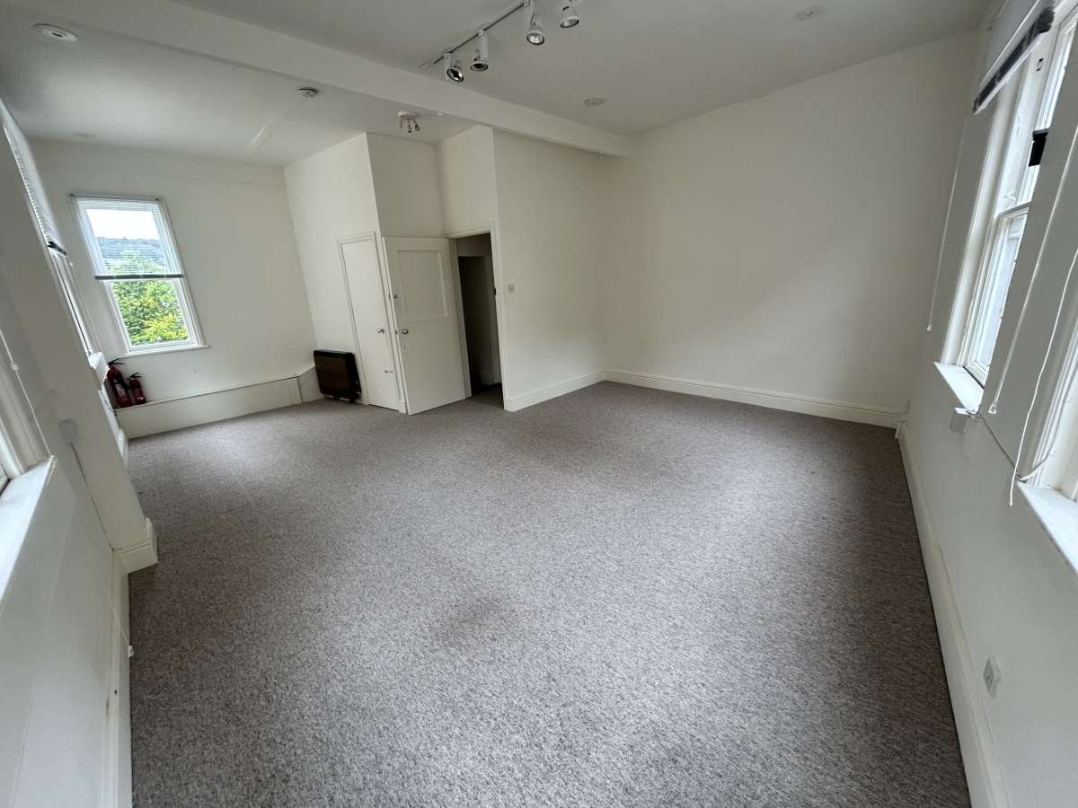 Retail/Shop in Bath - photo 3